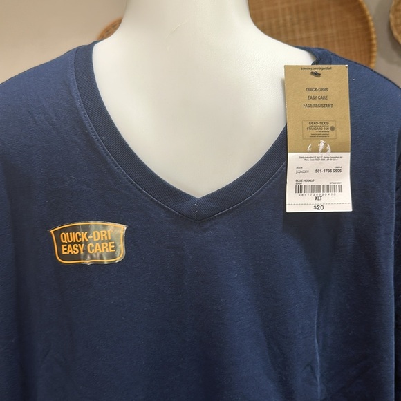 NWT V-neck Tshirts - Picture 2 of 2